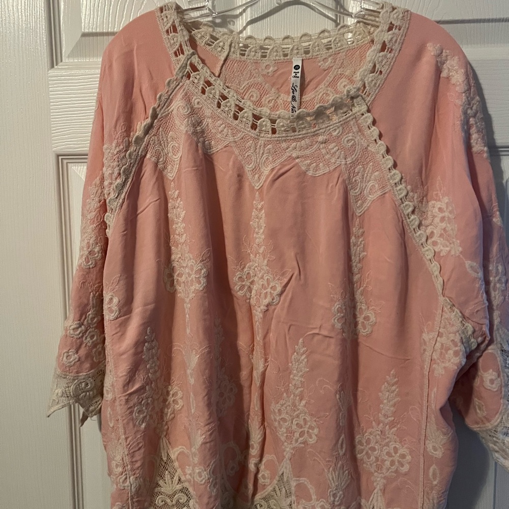 Leo & Nicole Pink and Cream Lace Blouse